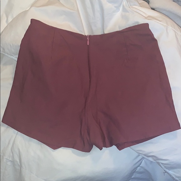 Envelope Skort - Picture 2 of 2